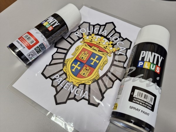 La colaboración ciudadana permite identificar a dos grafiteros