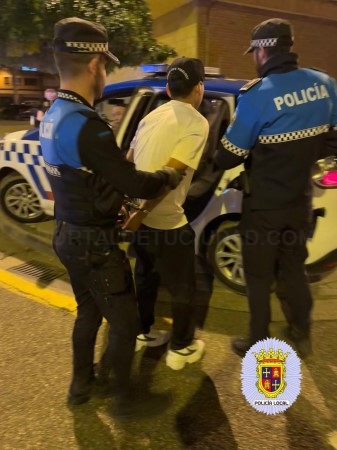 Detenido por quebrantar la orden de alejamiento de su expareja