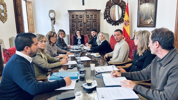 La Diputación de Palencia, CETECE e IDForest avanzan en la creación de una marca de garantía para la trufa negra del Cerrato