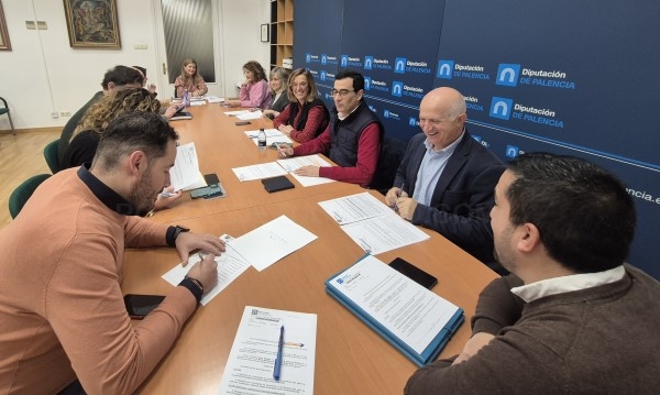 La Diputación palentina, la administración más comprometida económicamente con el Club Deportivo Maristas para la temporada 2025/ 2026