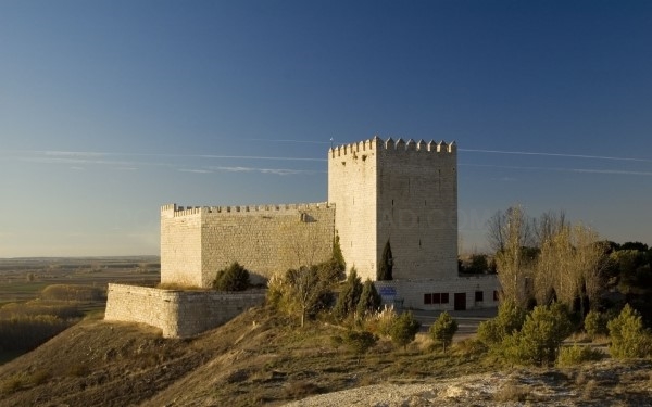 La Junta concede 700.000 euros a la Diputación para la reforma integral de La Tejada y la conversión del Castillo de Monzón en Centro Polivalente