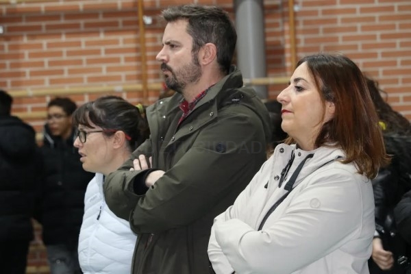 La alcaldesa de Palencia refuerza el compromiso con la paz y la inclusión en el Día Escolar de la No Violencia