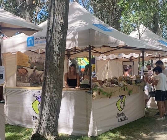La Diputación impulsará la mejora de polígonos industriales y apoyará la celebración de ferias y eventos gastronómicos