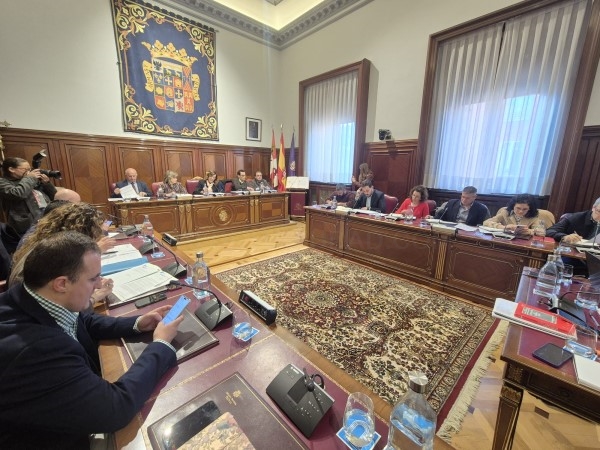 La buena gestión económica de la Diputación permite destinar 12,75 millones de euros más para inversiones estratégicas en el medio rural