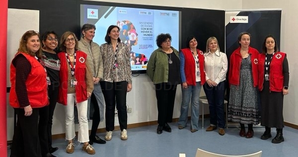 Cruz Roja reúne a empresarias palentinas y mujeres del Plan de Empleo en un encuentro inspirador: “Sin Género de Duda, con M de mover el Mundo”