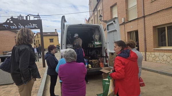 La Diputación ayudará con 80.000 euros al comercio rural y la venta ambulante