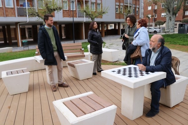 El Ayuntamiento de Palencia culmina la transformación integral de la Plaza Virrey Velasco con una inversión de 1,5 millones de euros
