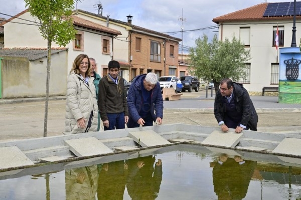 La localidad de Renedo de la Vega acondiciona varios espacios e infraestructuras públicas