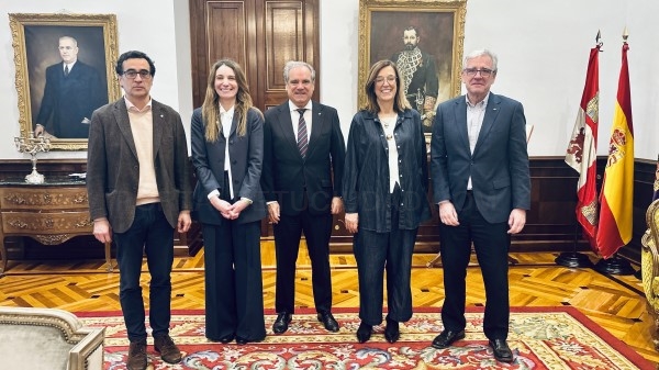 La Diputación palentina se une al Colegio de Farmacéuticos de Palencia para el programa “Unidosis”