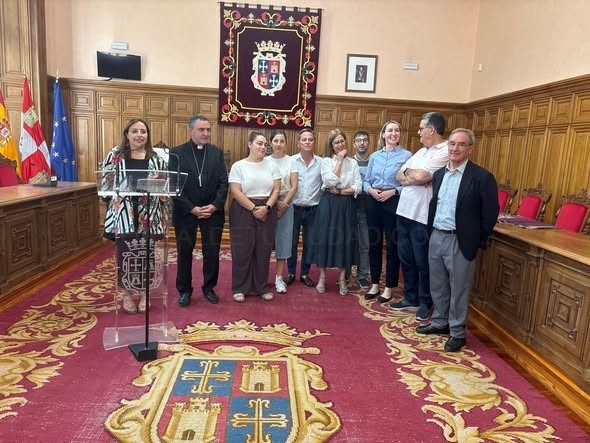 Palencia refuerza su proyección internacional con la segunda edición del curso de osteoarqueología celebrado en la Catedral