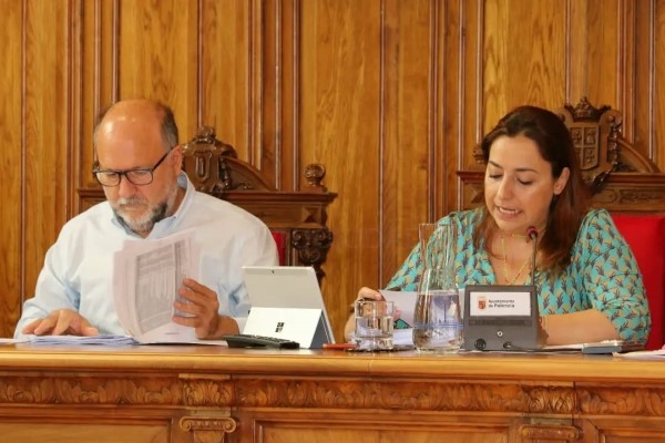 El Pleno municipal da cuenta de una liquidación presupuestaria saneada y aprueba la nueva ordenanza de venta ambulante
