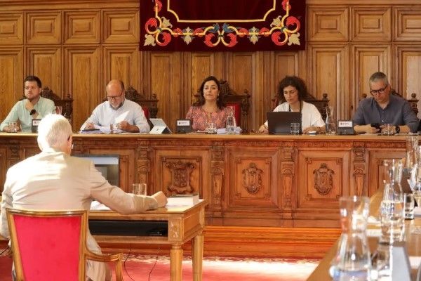 El Pleno aprueba una modificación presupuestaria de más de 3,8 millones de euros para reforzar las inversiones y mejorar las infraestructuras municipa