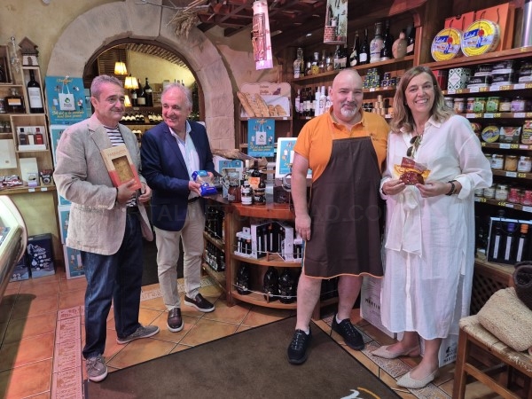 Comprar en el comercio local palentino tendrá premio con el sorteo de más de 1.000 lotes de Alimentos de Palencia