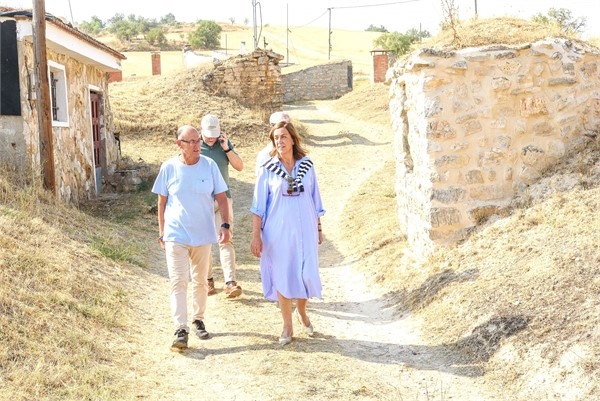 La Diputación se compromete con el enoturismo en el Cerrato palentino