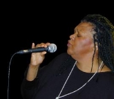 Música Velma Powell y Bluedays Ciclo «Jazz en la Calle»