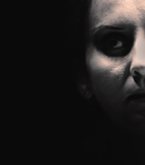 Escena Veneno  Intrussión Teatro