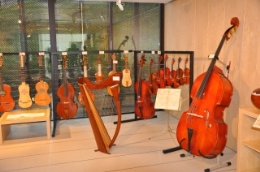 Exposición interactiva de instrumentos musicales