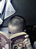 Lectura de cuentos escritos por personas con discapacidad