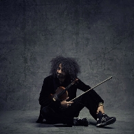 El violinista Ara Malikian viene a Collado Villalba con su espectáculo Colores
