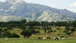 Travesía de montaña por el Yelmo