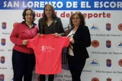 Lucía Rodríguez fue la madrina en la presentación de la I Carrera de la Mujer en San Lorenzo de El Escorial