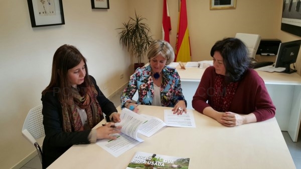 Los vecinos de Collado Mediano donan tres toneladas de ropa usada