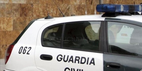 Detenida una persona por presuntos delitos contra la Salud Pública y Violencia de Género