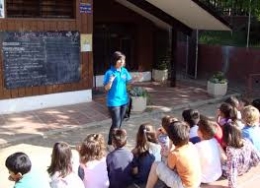 ACTIVIDADES DIRIGIDAS A GRUPOS FAMILIARES