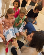 Family Thyssen, actividad familiar en inglés
