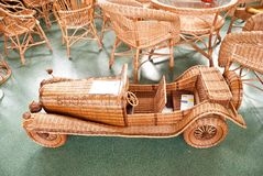 EXPOSICIÓN DE MIMBRE
