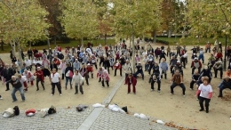 “MOVERSE ES CUIDARSE”: ENCUENTRO DE EJERCICIO AL AIRE LIBRE PARA PERSONAS MAYORES