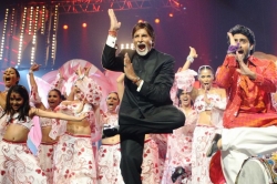 Flashmob a lo Bollywood  en el Paseo del Prado