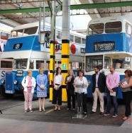 La EMT abre su Museo y saca a la calle sus autobuses históricos