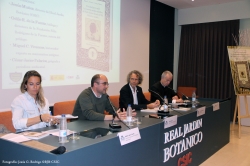 A la salud por la miel, un libro inédito escrito en el siglo XVIII, recomienda sus altas propiedades medicinales frente al consumo de azúcar