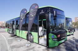 La Comunidad incorpora 13 nuevos autobuses híbridos