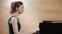 Gala Chaikovski con la pianista Varvara Nepomnyashchaya en los Ciclos de la Filarmónica