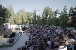 El Teatro de Títeres del Parque de El Retiro abrió ayer, miércoles 2 de agosto, su telón para acoger dos espectáculos