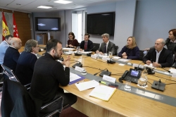 El Ayuntamiento y la Comunidad de Madrid se reúnen para concretar el realojo de la población más vulnerable de la Cañada Real