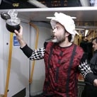El Tren de la Navidad de Metro continúa con regalos, sorpresas y animación