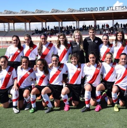 Triunfo del equipo infantil femenino de fútbol del Rayo Vallecano