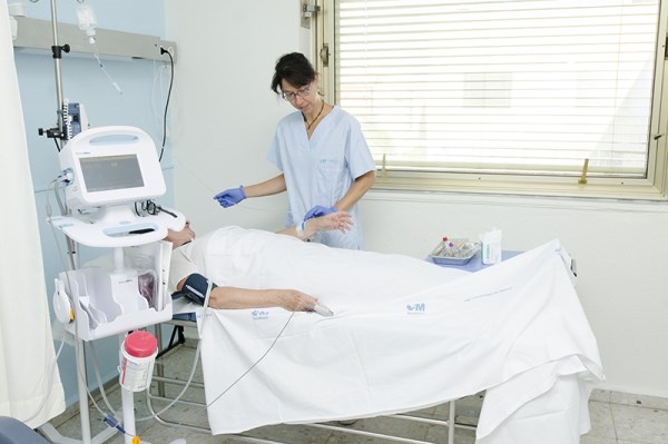 El Marañón implanta la administración intestinal de levodopa de forma ambulatoria a enfermos de Parkinson