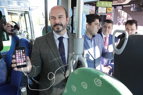 La Comunidad incorpora 13 nuevos autobuses híbridos