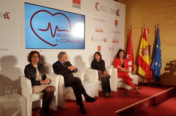 Ana Rosa Quintana, Mónica Naranjo y Ruth Beitia, 'Mujeres por el Corazón' de la región