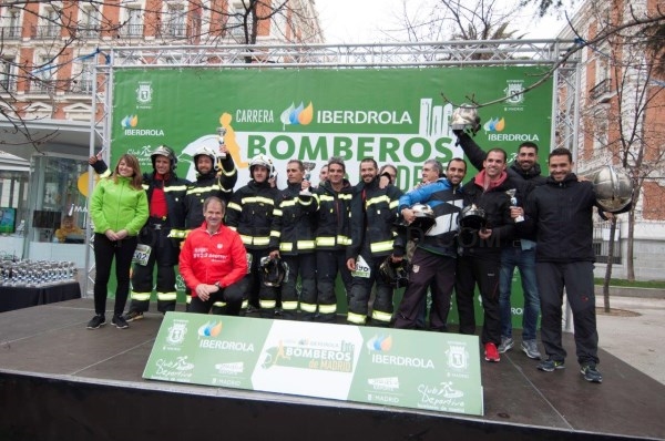 Más de cuatro mil corredores solidarios en homenaje a los Bomberos