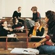 Primer torneo de debate de la Comunidad, con 80 estudiantes de 13 universidades