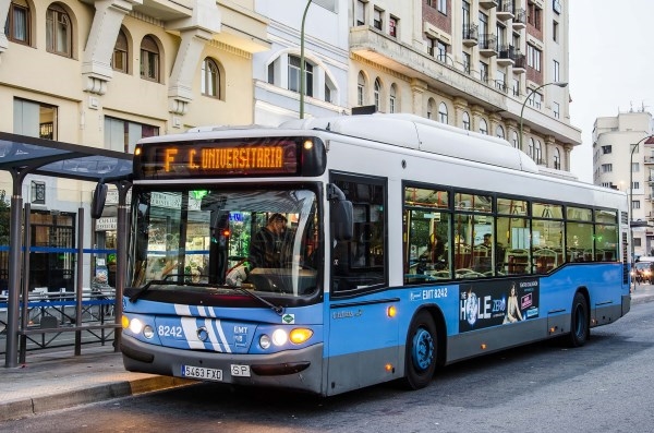 Los ‘búhos’ de la EMT cambian sus horarios en Semana Santa