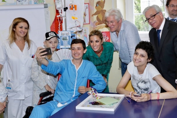 El Retiro entra en los pasillos y salas del Niño Jesús de la mano de Richard Gere