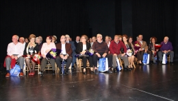 HOMENAJE A LAS PAREJAS QUE CUMPLEN SUS BODAS DE ORO