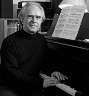 Concierto del pianista húngaro,Tamás Vesmas