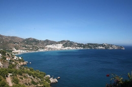 Limpieza de los fondos marinos de la bahía de La Herradura